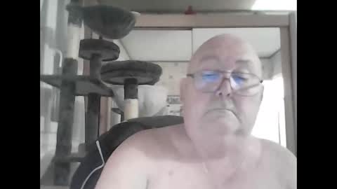 Snapshot of jojo60000529566 chatting on 02-04-25, 12:19 jojo60000529566 online show from 02-04-25, 12:19