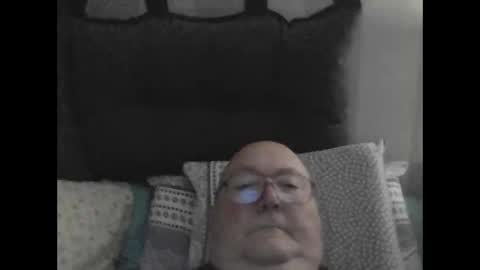 Snapshot of jojo60000529566 chatting on 02-27-25, 06:18 jojo60000529566 online show from 02-27-25, 06:18