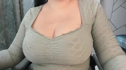 Snapshot of jolenekiss chatting on 01-03-25, 09:15 Jolene online show from 01-03-25, 09:15