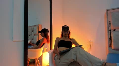 jolie_lov online show from 02-15-25, 12:54