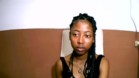 Snapshot of joliekah27 chatting on 02-12-25, 06:19 joliekah27 online show from 02-12-25, 06:19