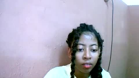 Snapshot of joliekah27 chatting on 02-24-25, 09:43 joliekah27 online show from 02-24-25, 09:43