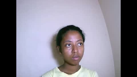 joliekah27 online show from 11-02-25, 07:55