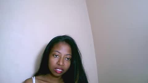 joliekah27 online show from 11-12-25, 08:37