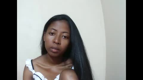 joliekah27 online show from 12-13-25, 07:53