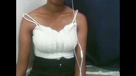 Snapshot of joliekah27 chatting on 02-08-26, 11:24 joliekah27 online show from 02-08-26, 11:24