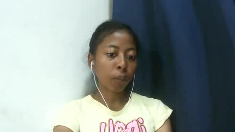 Snapshot of joliekah27 chatting on 02-19-26, 07:32 joliekah27 online show from 02-19-26, 07:32