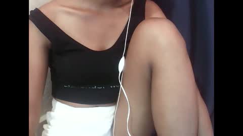 Snapshot of joliekah27 chatting on 02-21-26, 08:15 joliekah27 online show from 02-21-26, 08:15