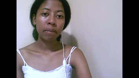 joliekah27 online show from 04-24-26, 07:27