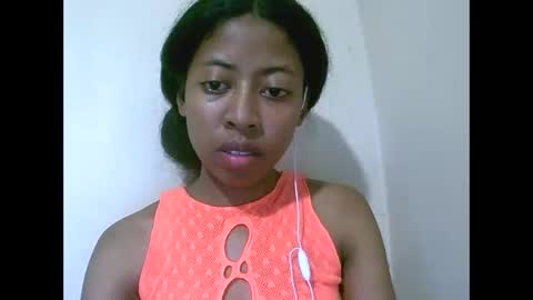 joliekah27 online show from 04-25-26, 06:49