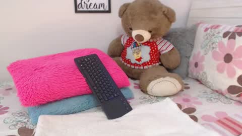 Snapshot of joliet_ chatting on 01-08-25, 01:32 Joliet online show from 01-08-25, 01:32