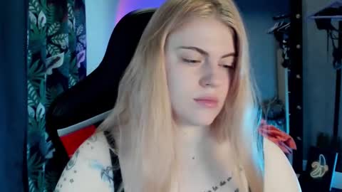 Jolly online show from 02-01-25, 02:47