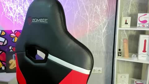 Jolly online show from 04-18-26, 02:48