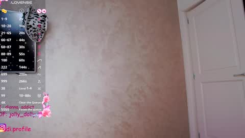Snapshot of jolly_dolly chatting on 12-16-24, 07:58 Dianna online show from 12-16-24, 07:58