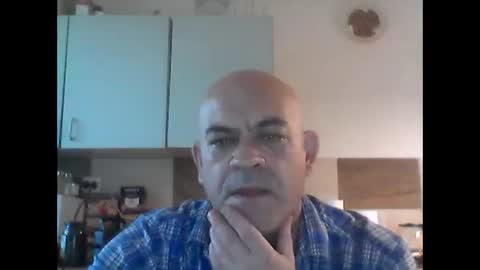 Snapshot of jolmasz30 chatting on 12-16-25, 06:40 jolmasz30 online show from 12-16-25, 06:40