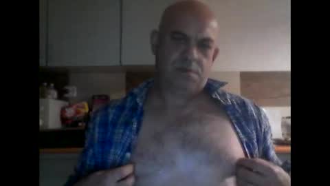 Snapshot of jolmasz30 chatting on 12-16-25, 06:46 jolmasz30 online show from 12-16-25, 06:46