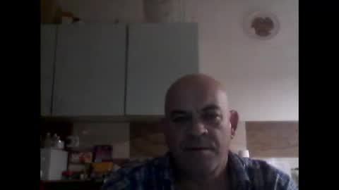 Snapshot of jolmasz30 chatting on 12-17-25, 05:41 jolmasz30 online show from 12-17-25, 05:41