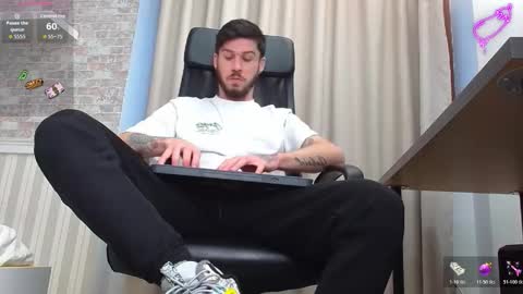 JonahShaw online show from 11-21-25, 05:28