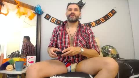  JONAS BEARD  online show from 10-24-25, 02:46