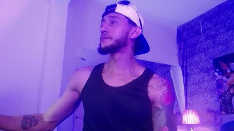 Jonas  online show from 11-29-25, 08:01