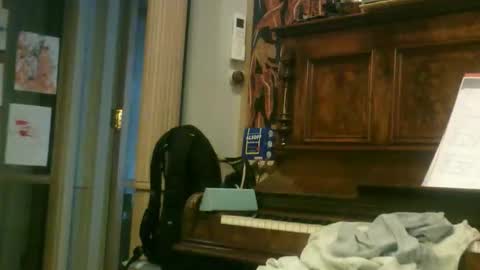 Snapshot of jonasbkk chatting on 10-31-25, 09:43 jonasbkk online show from 10-31-25, 09:43