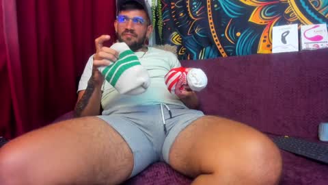 Jonathan RiversNew online show from 02-07-25, 04:16