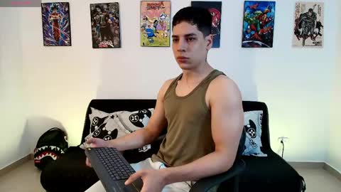 Instagram jonathanfit14 online show from 04-20-26, 11:17