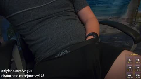 Snapshot of joneszy145 chatting on 05-02-26, 05:23 WhteGuy online show from 05-02-26, 05:23