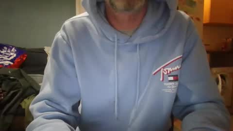 jonlow1 online show from 01-01-25, 07:32