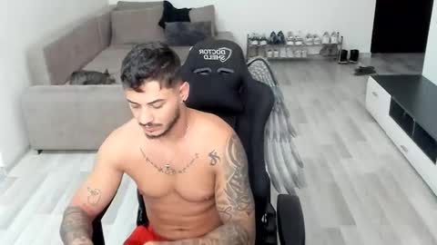 Snapshot of jonnyporn1 chatting on 09-16-25, 11:00 jonnyporn1 online show from 09-16-25, 11:00