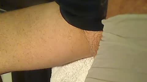 Snapshot of jonr2100 chatting on 11-19-25, 06:02 Jon online show from 11-19-25, 06:02