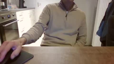 Snapshot of jop55 chatting on 11-02-25, 07:11 Jop55 online show from 11-02-25, 07:11