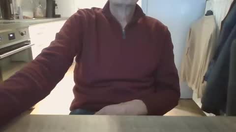 Snapshot of jop55 chatting on 11-08-25, 11:32 Jop55 online show from 11-08-25, 11:32