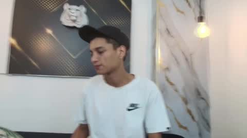 Snapshot of jordanandandrew chatting on 11-03-25, 09:05 jordanandandrew online show from 11-03-25, 09:05