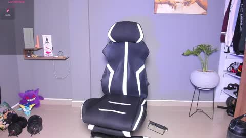 JordanRossie online show from 04-10-26, 03:01