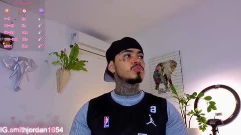 Snapshot of jordansmiith_ chatting on 11-19-25, 09:15 Jordan Smith online show from 11-19-25, 09:15