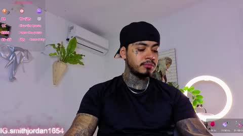 Snapshot of jordansmiith_ chatting on 11-27-25, 10:34 Jordan Smith online show from 11-27-25, 10:34