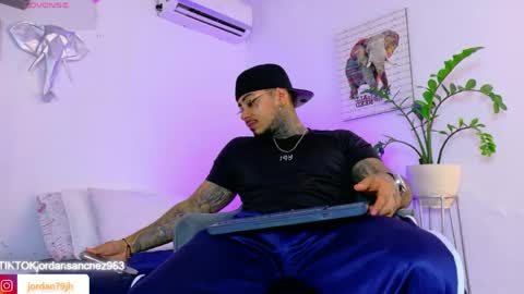 Jordan Smith online show from 04-18-26, 08:42