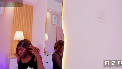 Snapshot of jorinde_sexy chatting on 05-22-26, 05:03 jorinde sexy online show from 05-22-26, 05:03