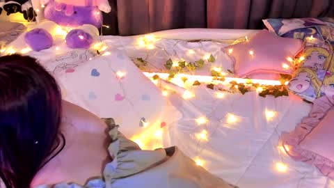 Rose online show from 02-06-25, 01:05