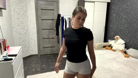 Eli online show from 04-25-26, 11:24