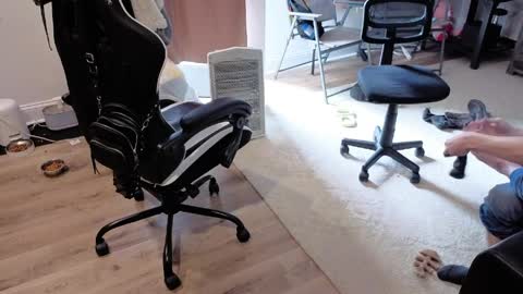 Josef online show from 04-05-26, 04:37