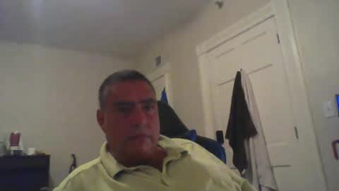 Snapshot of josehosebb chatting on 06-07-26, 02:48 josehosebb online show from 06-07-26, 02:48