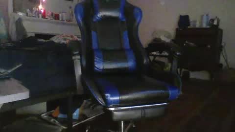 Snapshot of josehosebb chatting on 06-16-26, 04:15 josehosebb online show from 06-16-26, 04:15