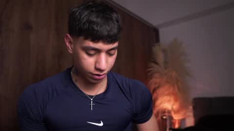 Josep online show from 04-25-26, 01:19