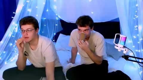 Snapshot of joseph_bear_ chatting on 09-20-25, 11:06 joseph_bear_ online show from 09-20-25, 11:06