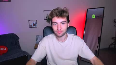 Snapshot of joseph_bear_ chatting on 09-27-25, 08:30 joseph_bear_ online show from 09-27-25, 08:30