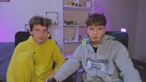 Snapshot of joseph_bear_ chatting on 10-11-25, 07:01 joseph_bear_ online show from 10-11-25, 07:01