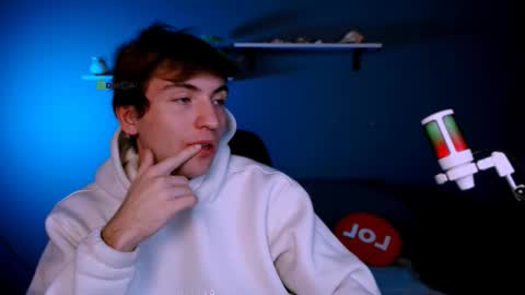 Snapshot of joseph_bear_ chatting on 11-29-25, 07:50 joseph_bear_ online show from 11-29-25, 07:50