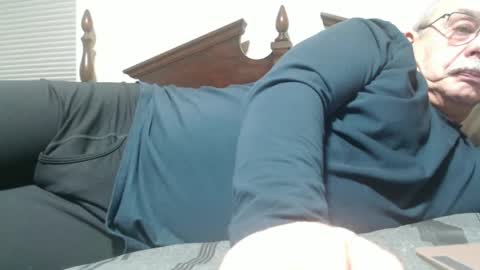 josephgr2021 online show from 12-15-24, 02:41